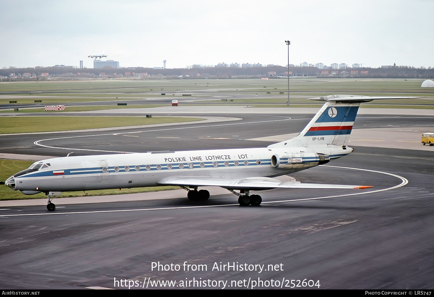 Aircraft Photo of SP-LHB | Tupolev Tu-134A | LOT Polish Airlines - Polskie Linie Lotnicze | AirHistory.net #252604