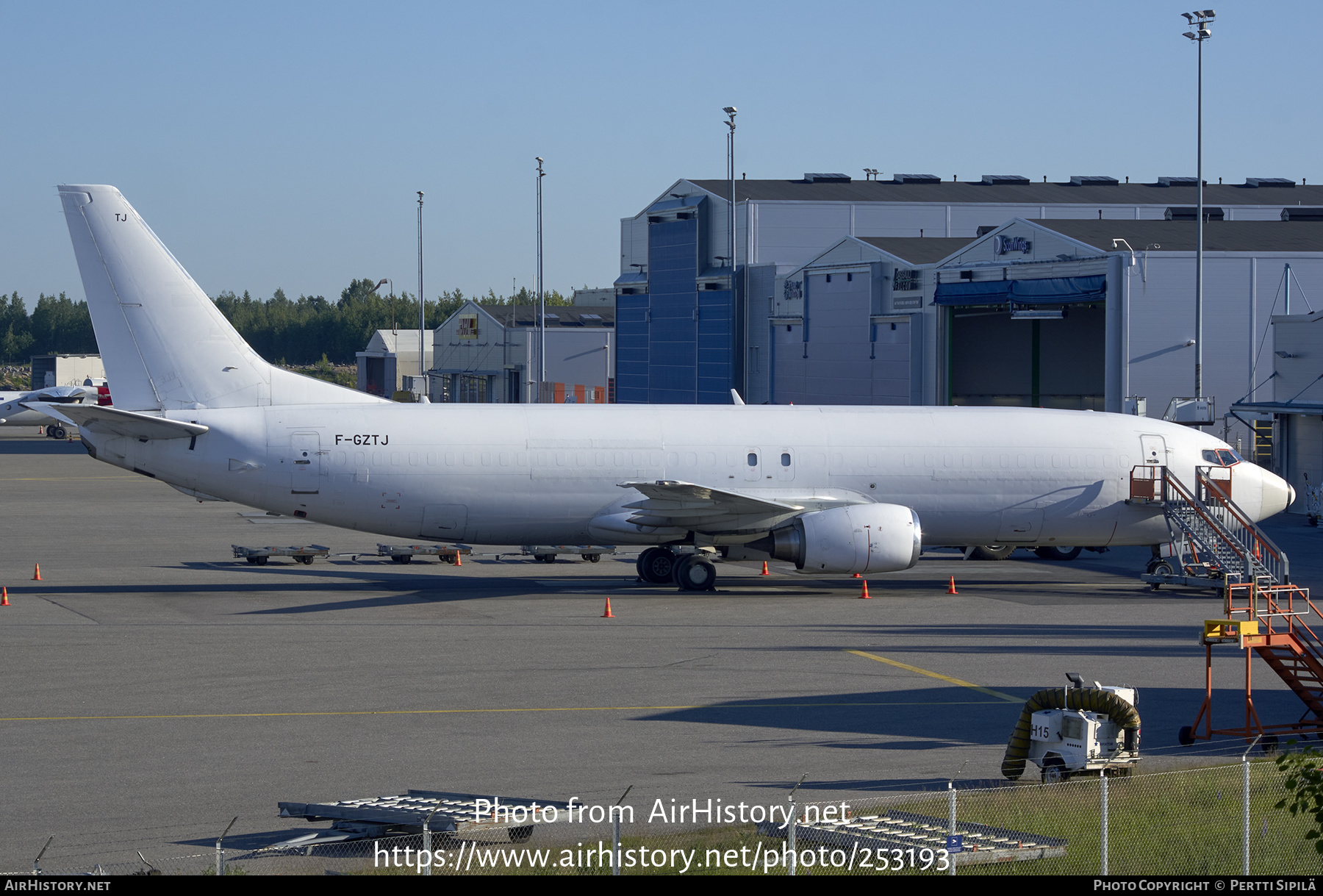 Aircraft Photo of F-GZTJ | Boeing 737-4S3(SF) | AirHistory.net #253193