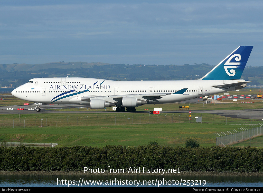 Aircraft Photo of ZK-SUI | Boeing 747-441 | Air New Zealand | AirHistory.net #253219