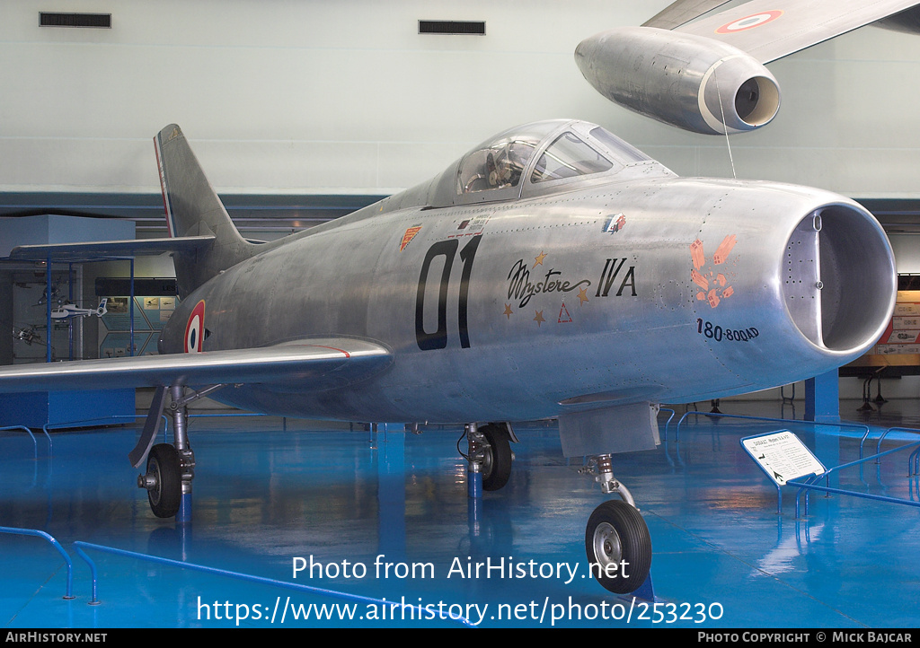 Aircraft Photo of 01 | Dassault MD-454 Mystere IV A | France - Air Force | AirHistory.net #253230
