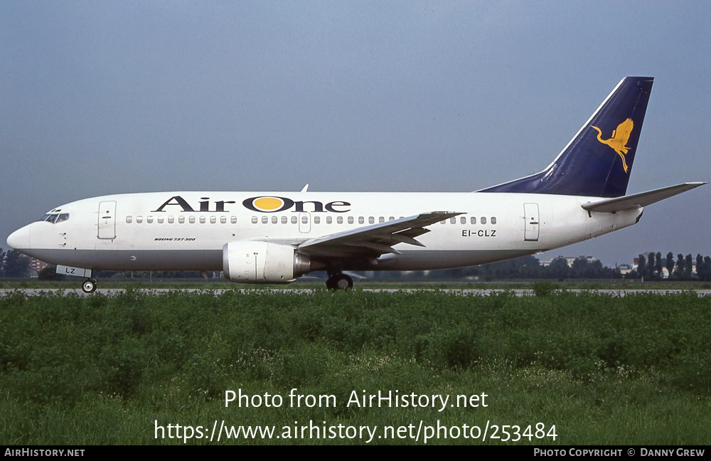 Aircraft Photo of EI-CLZ | Boeing 737-3Y0 | Air One | AirHistory.net #253484