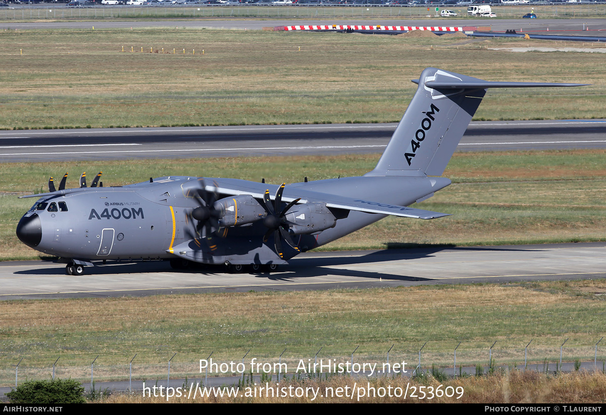 Aircraft Photo of F-WWMZ | Airbus A400M Atlas | Airbus | AirHistory.net #253609