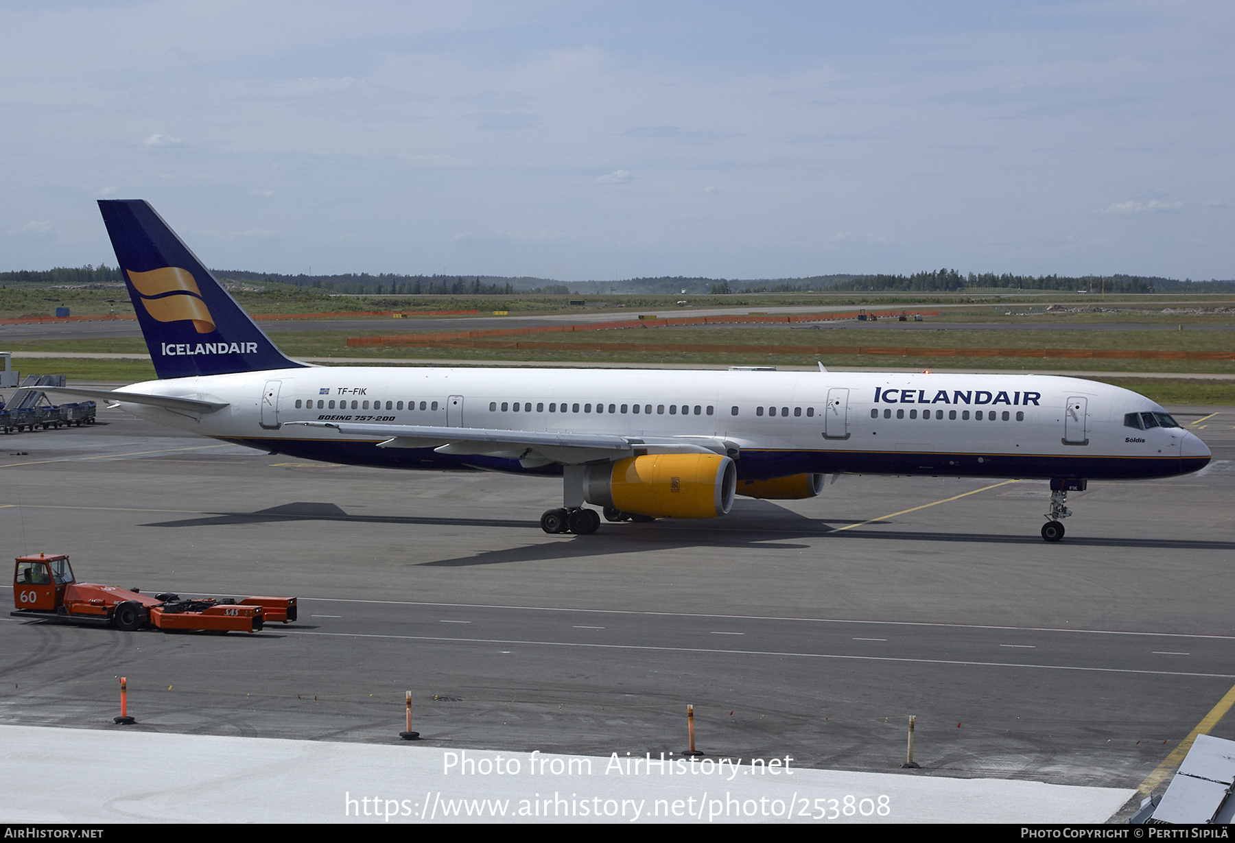 Aircraft Photo of TF-FIK | Boeing 757-28A | Icelandair | AirHistory.net #253808