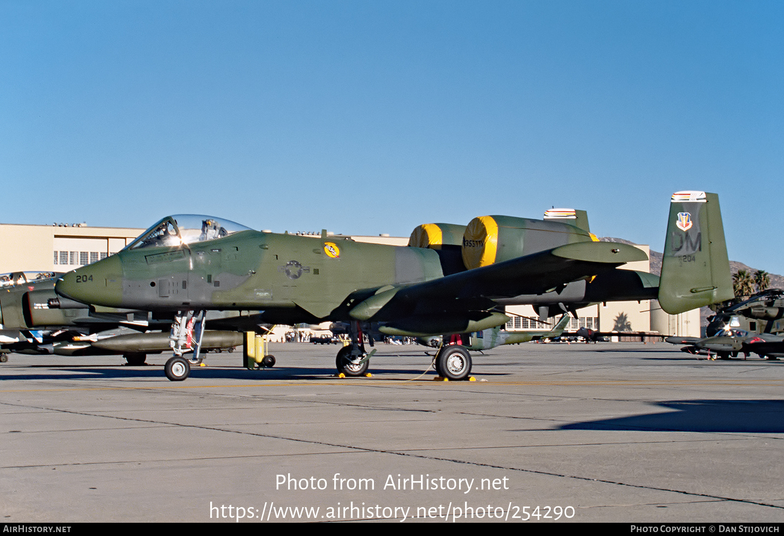 Aircraft Photo of 77-0204 / AF77204 | Fairchild A-10A Thunderbolt II | USA - Air Force | AirHistory.net #254290