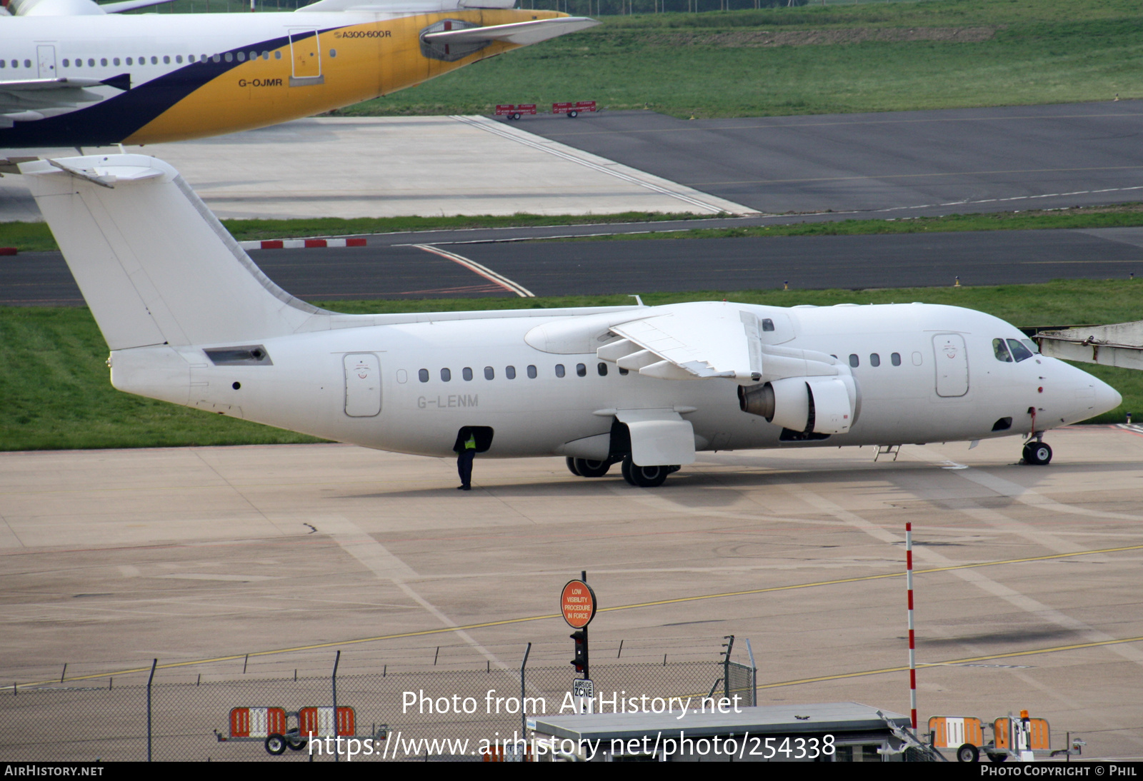 Aircraft Photo of G-LENM | British Aerospace Avro 146-RJ85 | AirHistory.net #254338