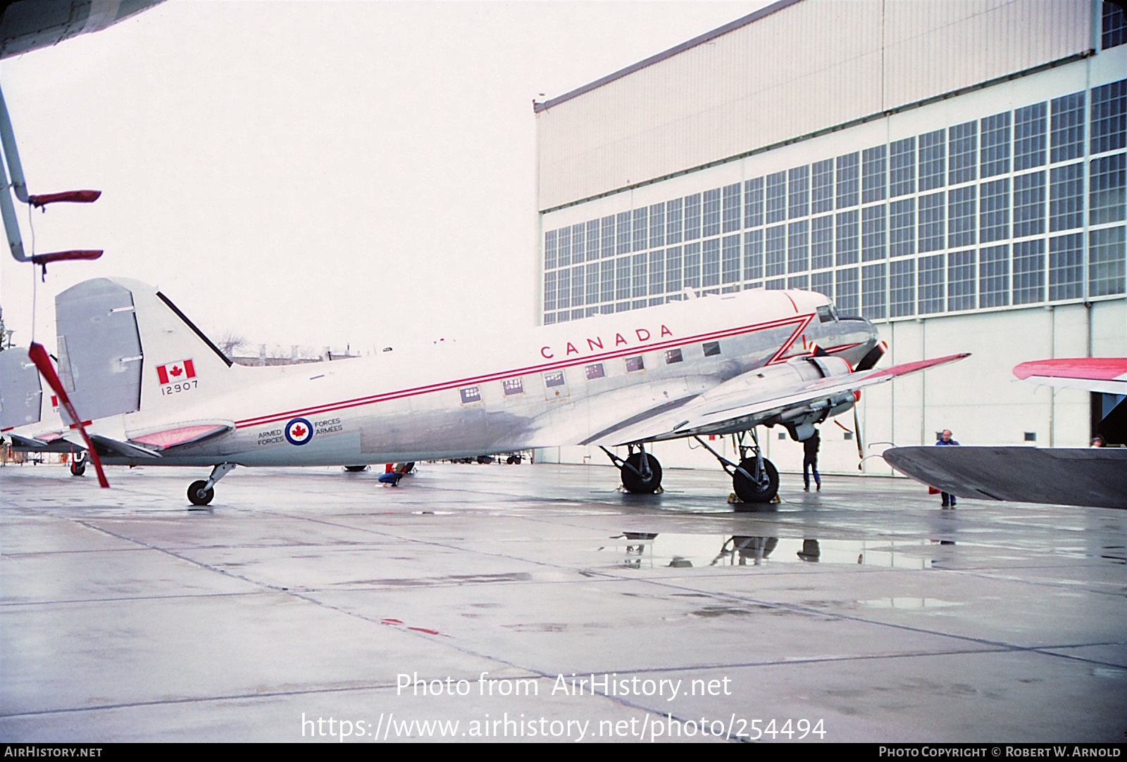 Aircraft Photo of 12907 | Douglas CC-129 Dakota 4M | Canada - Air Force | AirHistory.net #254494