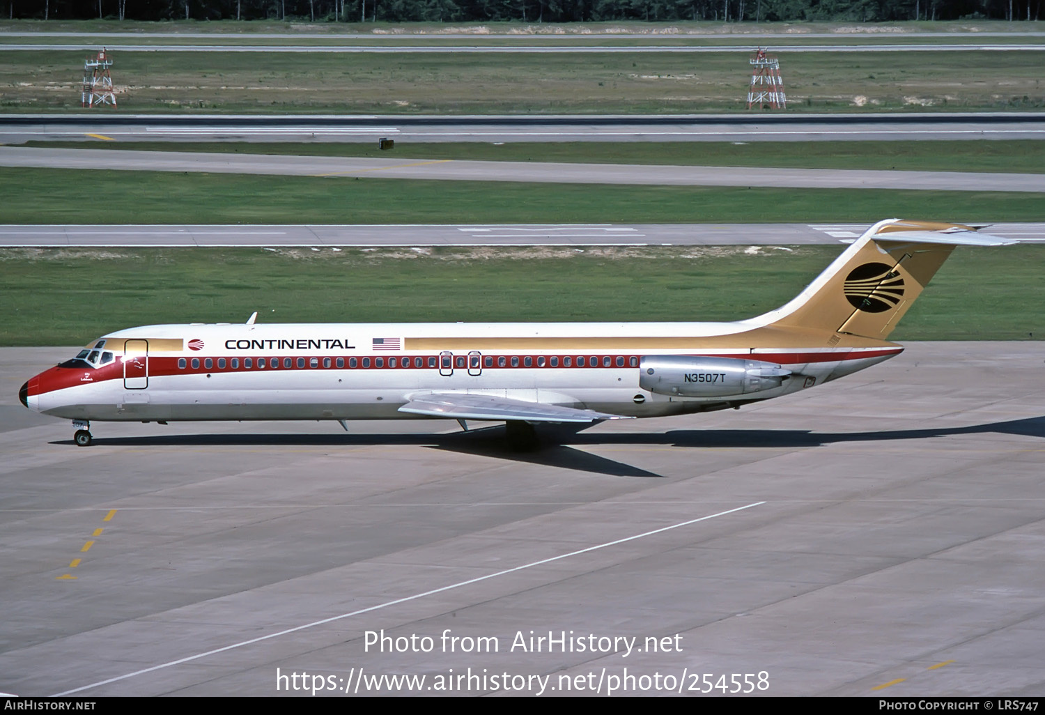 Aircraft Photo of N3507T | McDonnell Douglas DC-9-32 | Continental Airlines | AirHistory.net #254558