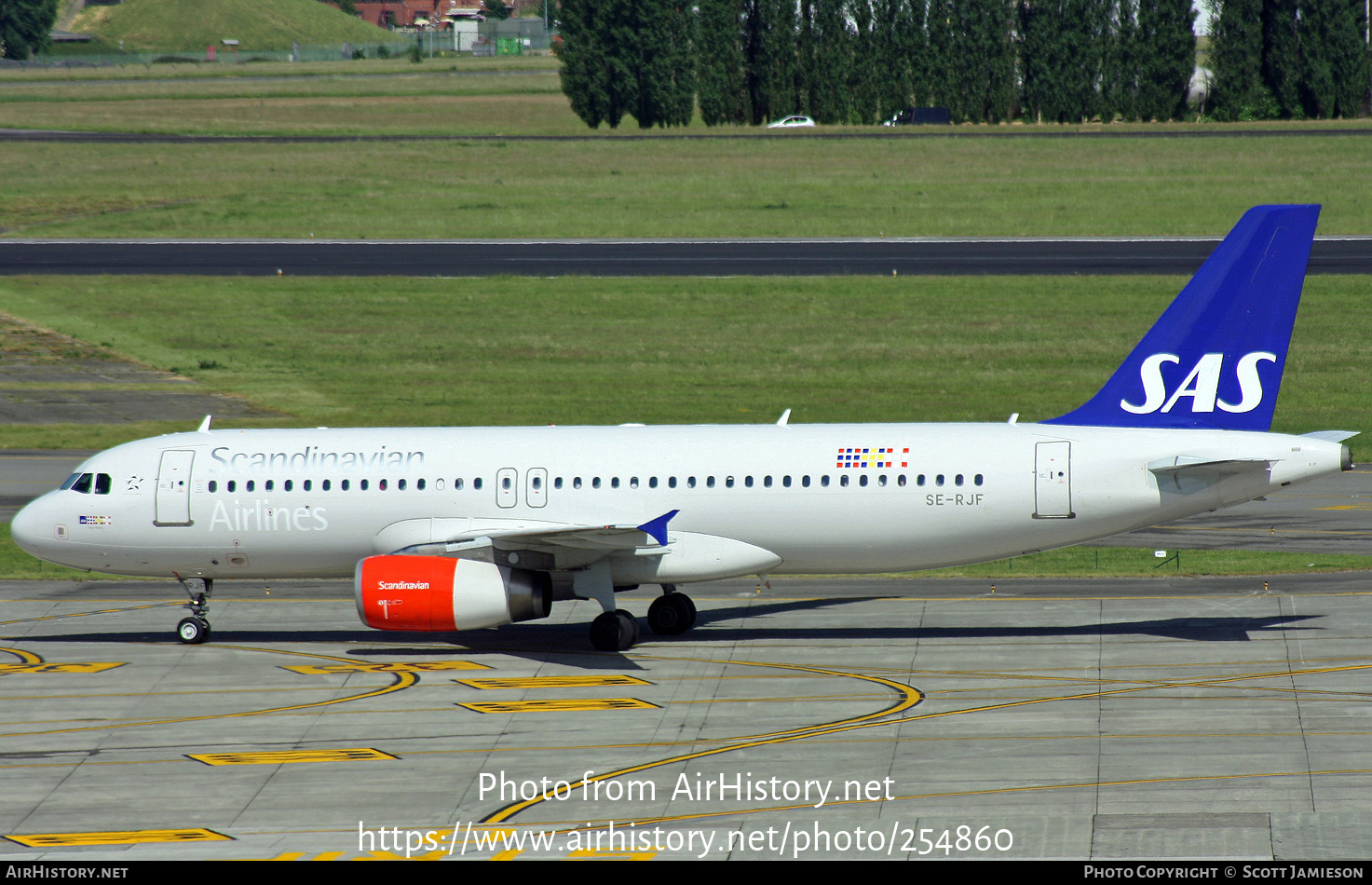Aircraft Photo of SE-RJF | Airbus A320-232 | Scandinavian Airlines - SAS | AirHistory.net #254860