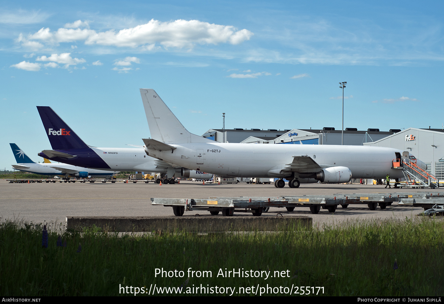 Aircraft Photo of F-GZTJ | Boeing 737-4S3(SF) | AirHistory.net #255171