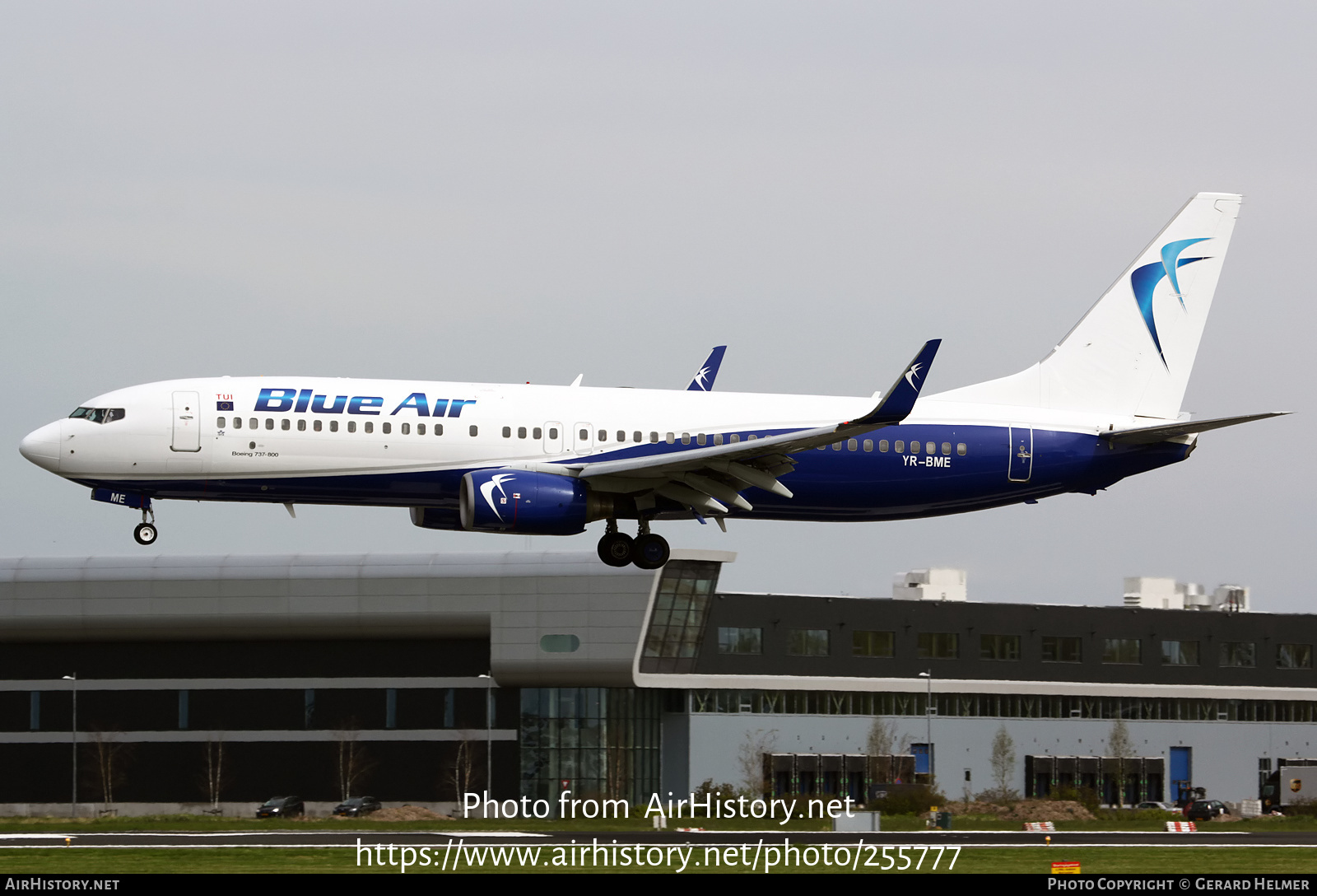 Aircraft Photo of YR-BME | Boeing 737-86N | Blue Air | AirHistory.net #255777