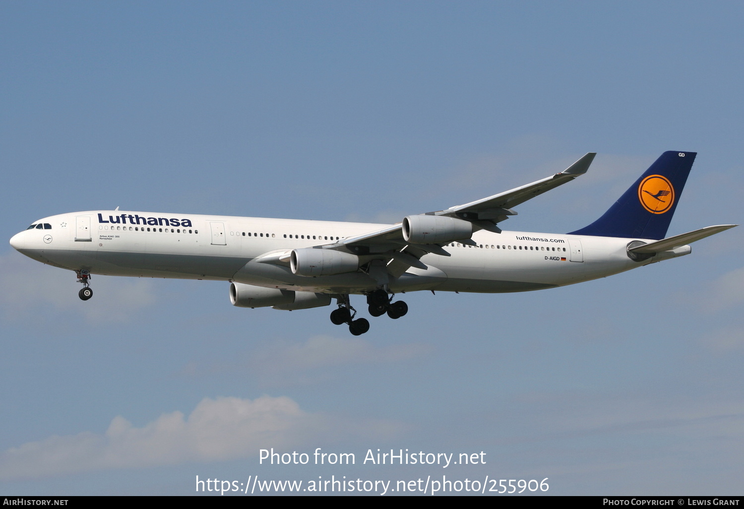 Aircraft Photo of D-AIGD | Airbus A340-311 | Lufthansa | AirHistory.net ...