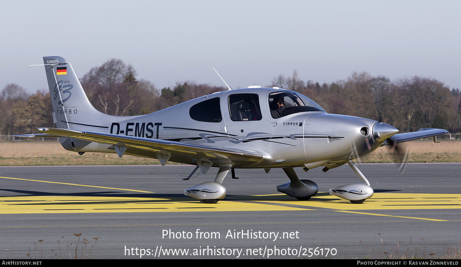 Aircraft Photo of D-EMST | Cirrus SR-22 G3-GTS Turbo | AirHistory.net #256170