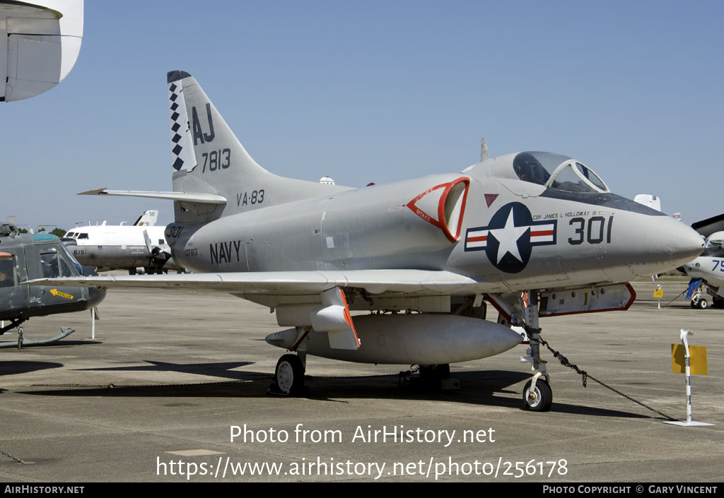 Aircraft Photo of 137813 / 7813 | Douglas A-4A Skyhawk (A4D-1) | USA - Navy | AirHistory.net #256178