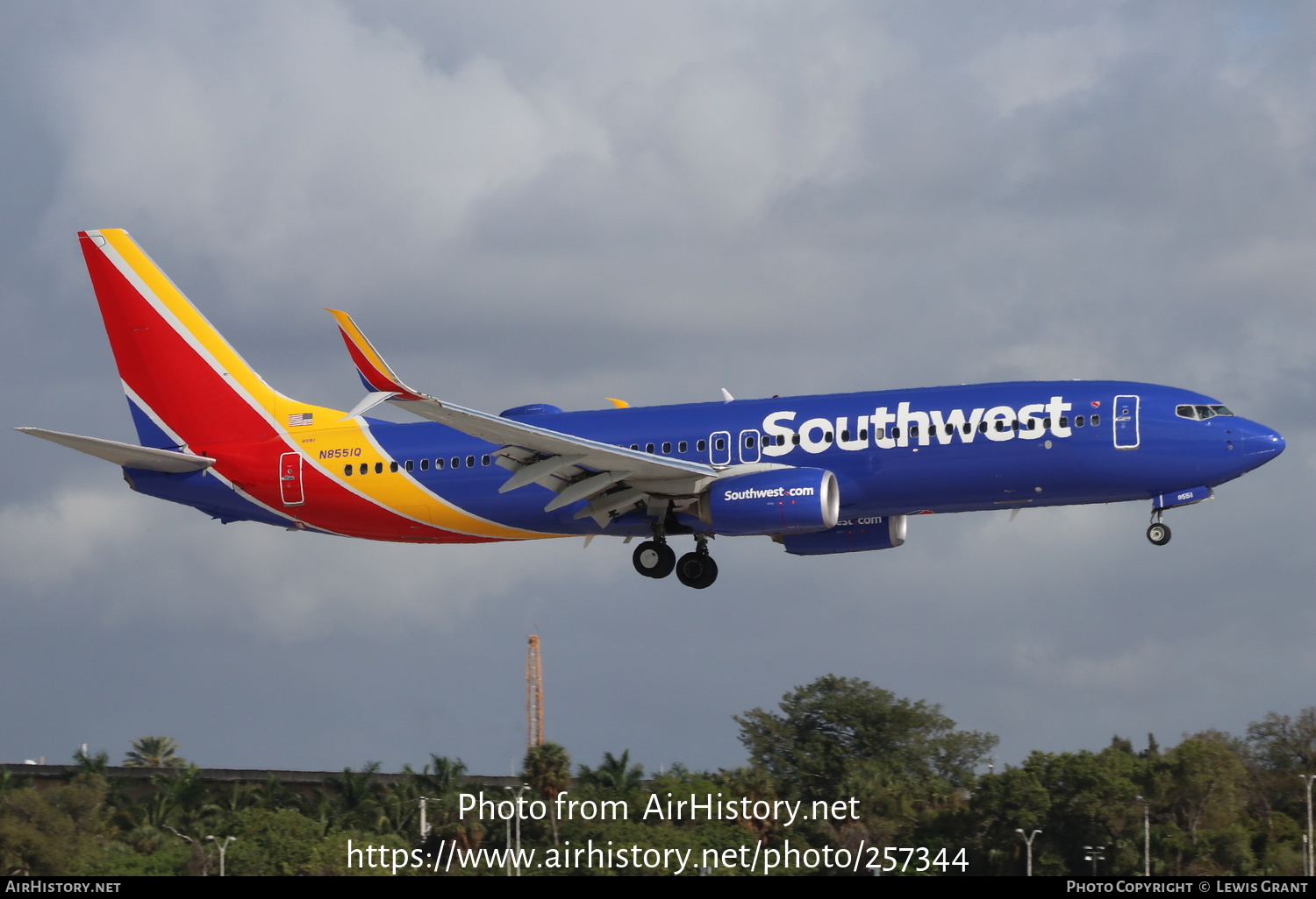 Aircraft Photo of N8551Q | Boeing 737-8H4 | Southwest Airlines | AirHistory.net #257344