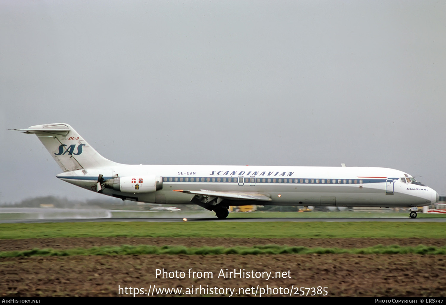 Aircraft Photo of SE-DAM | McDonnell Douglas DC-9-41 | Scandinavian Airlines - SAS | AirHistory.net #257385