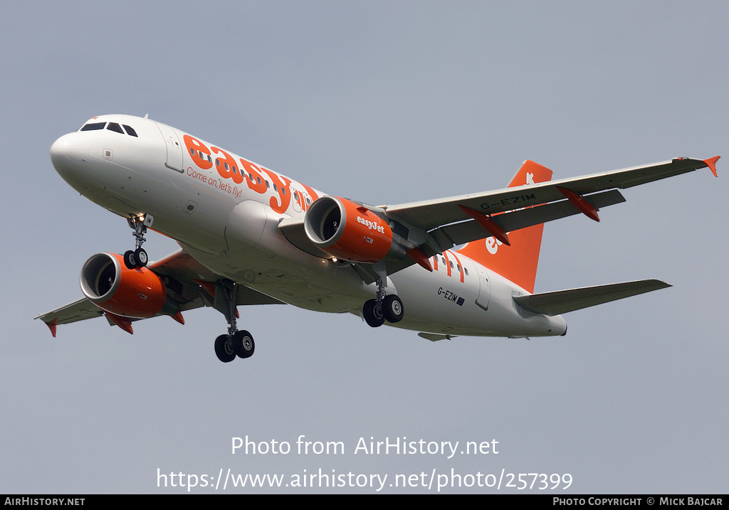 Aircraft Photo of G-EZIM | Airbus A319-111 | EasyJet | AirHistory.net #257399