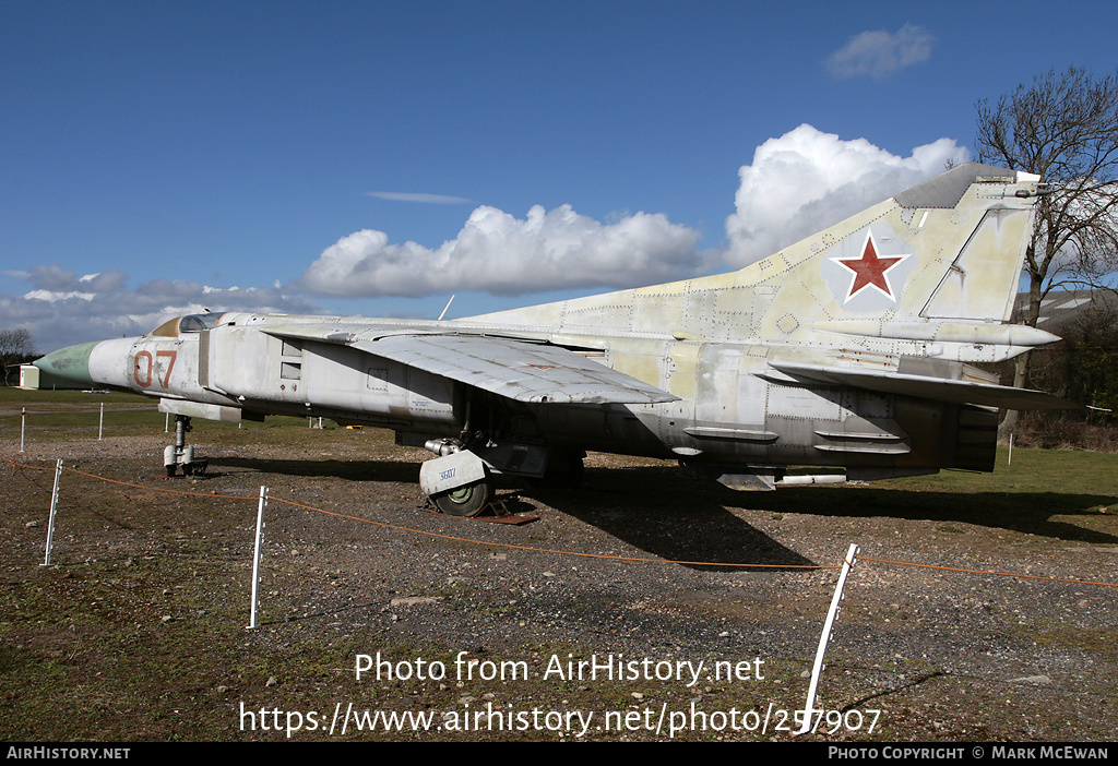 Aircraft Photo of 07 red | Mikoyan-Gurevich MiG-23ML | Russia - Air Force | AirHistory.net #257907