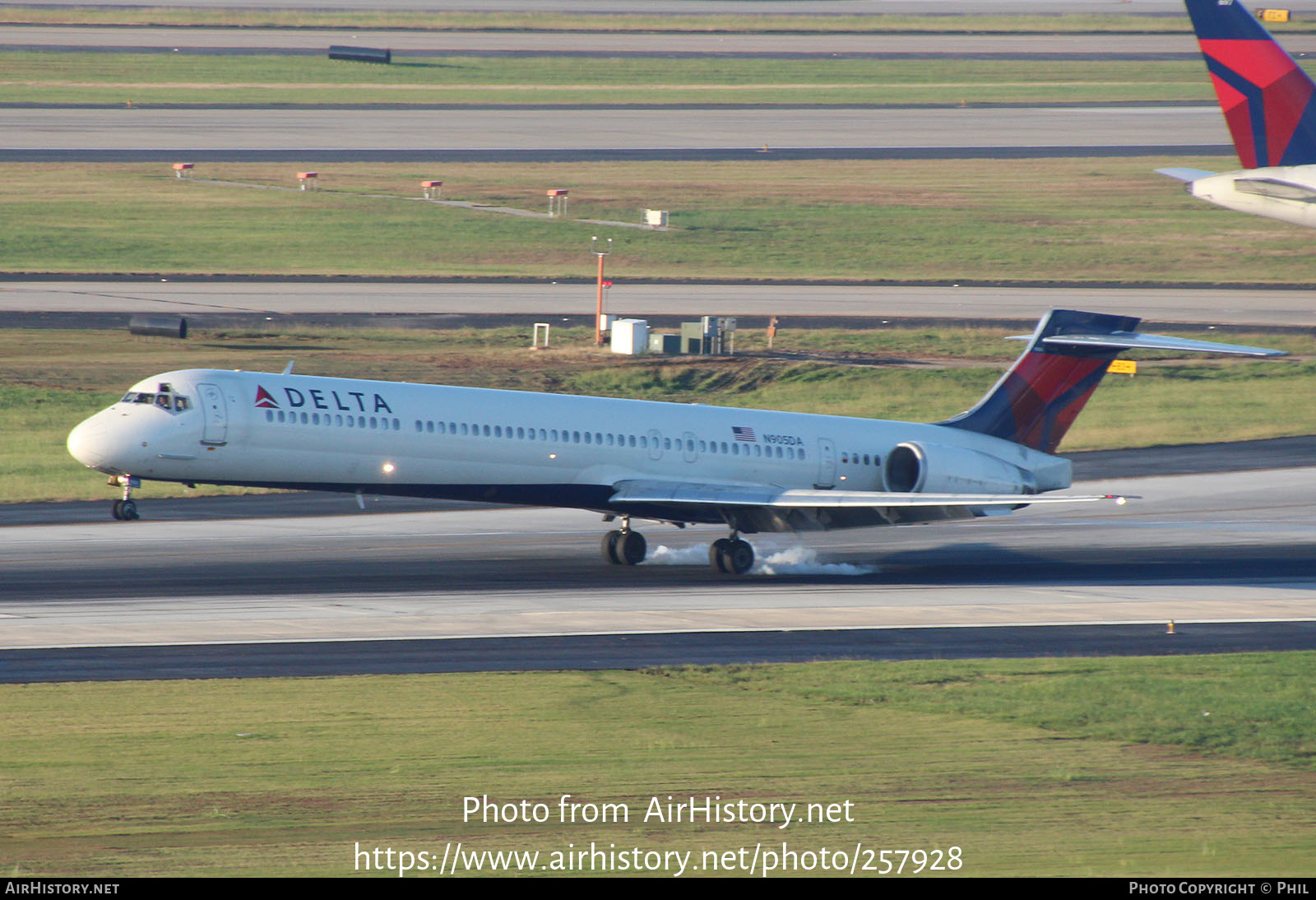 Aircraft Photo of N905DA | McDonnell Douglas MD-90-30 | Delta Air Lines | AirHistory.net #257928