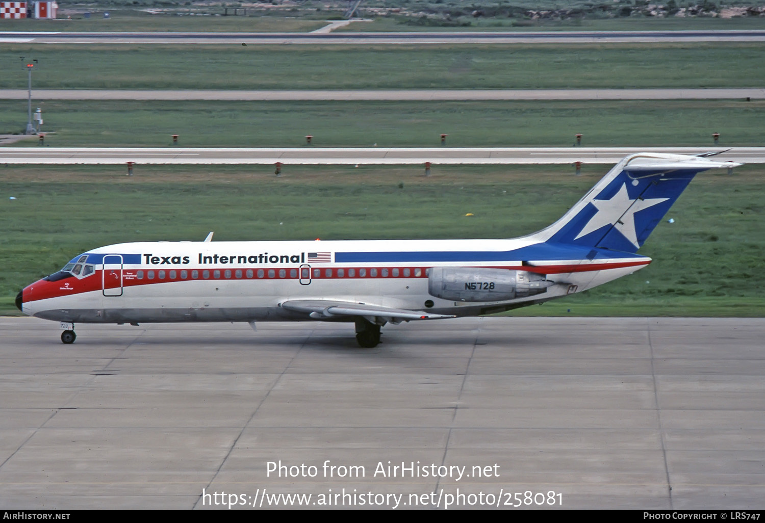 Aircraft Photo of N5728 | Douglas DC-9-14 | Texas International Airlines | AirHistory.net #258081