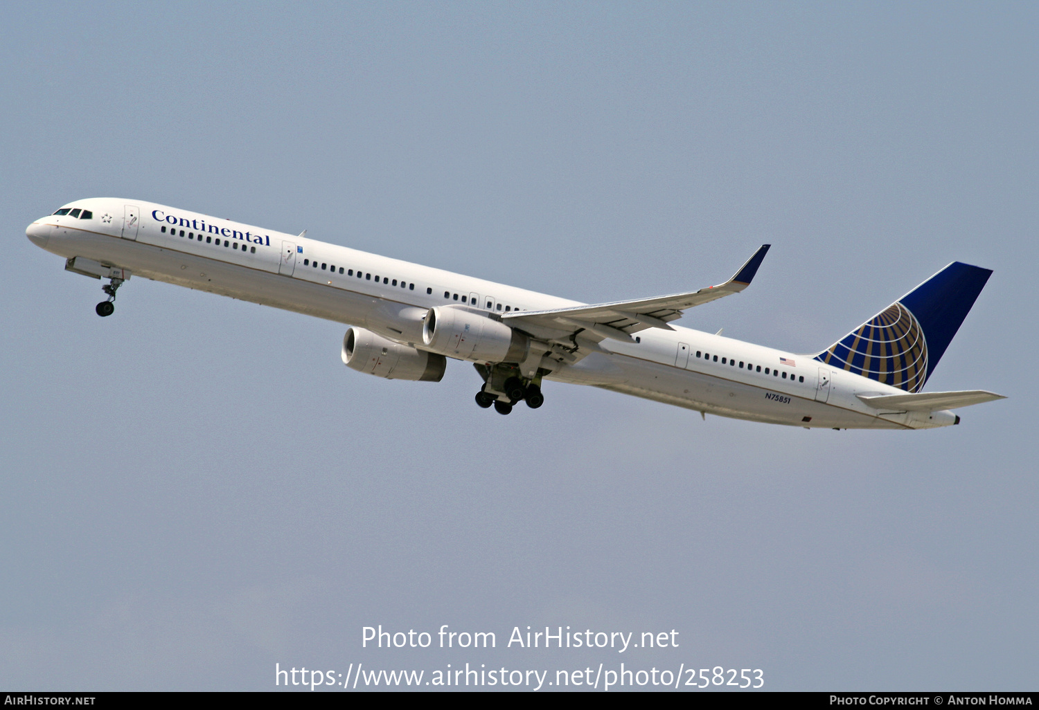 Aircraft Photo of N75851 | Boeing 757-324 | Continental Airlines | AirHistory.net #258253