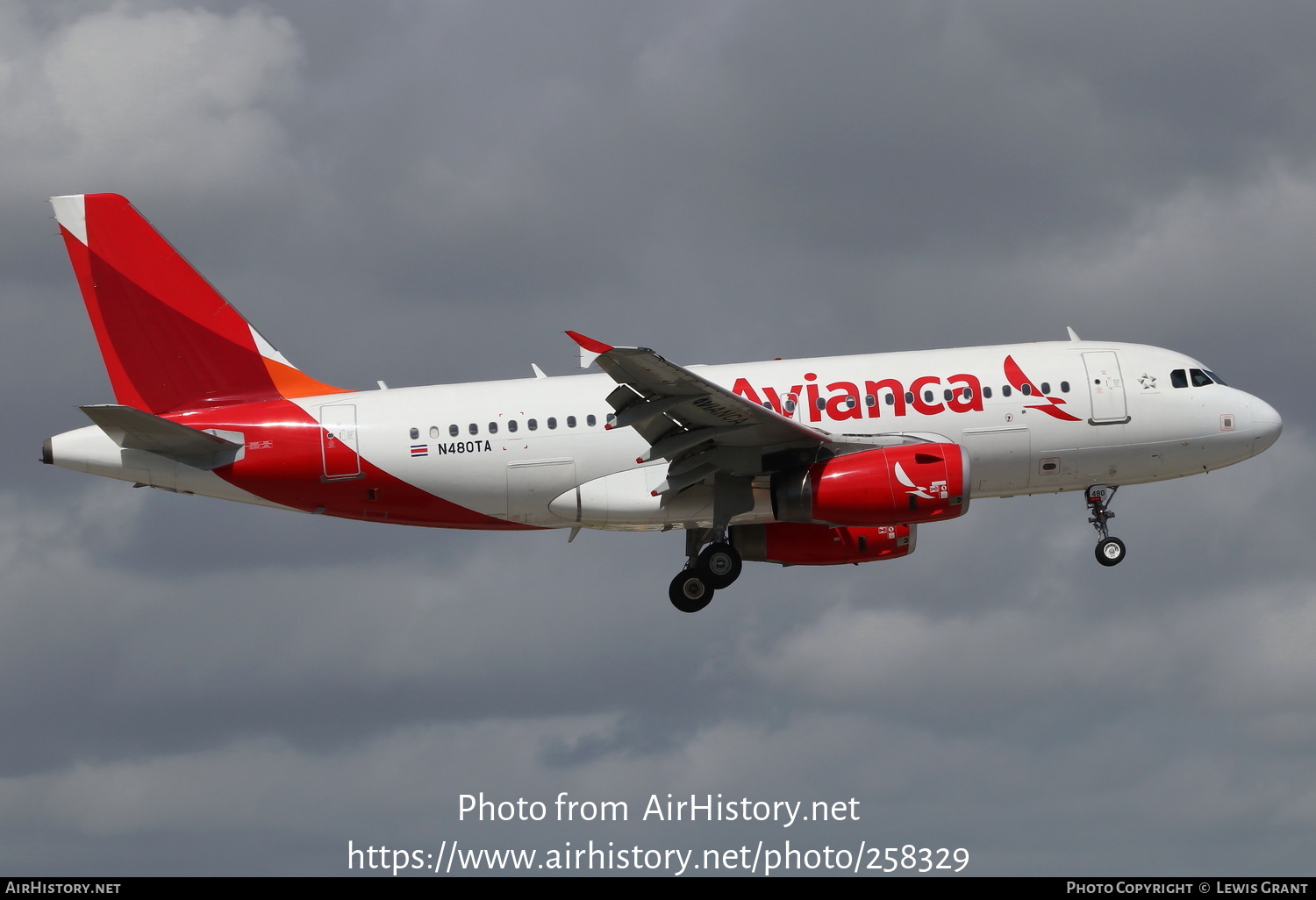 Aircraft Photo of N480TA | Airbus A319-132 | Avianca | AirHistory.net #258329