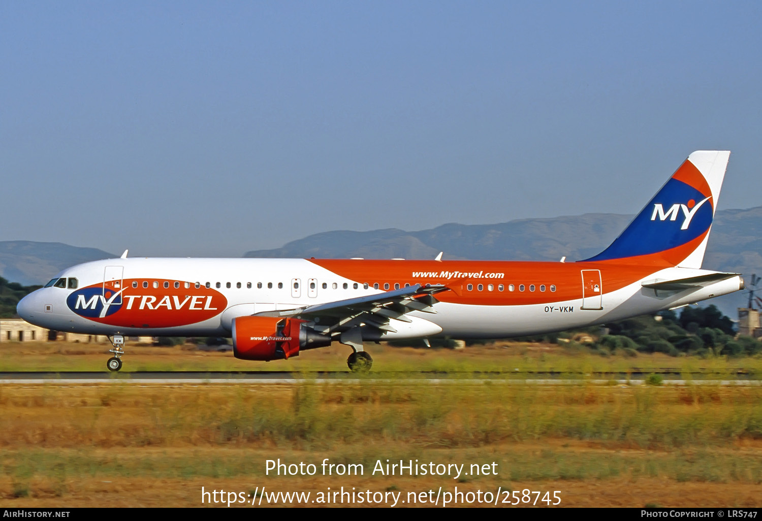 Aircraft Photo of OY-VKM | Airbus A320-214 | MyTravel Airways | AirHistory.net #258745