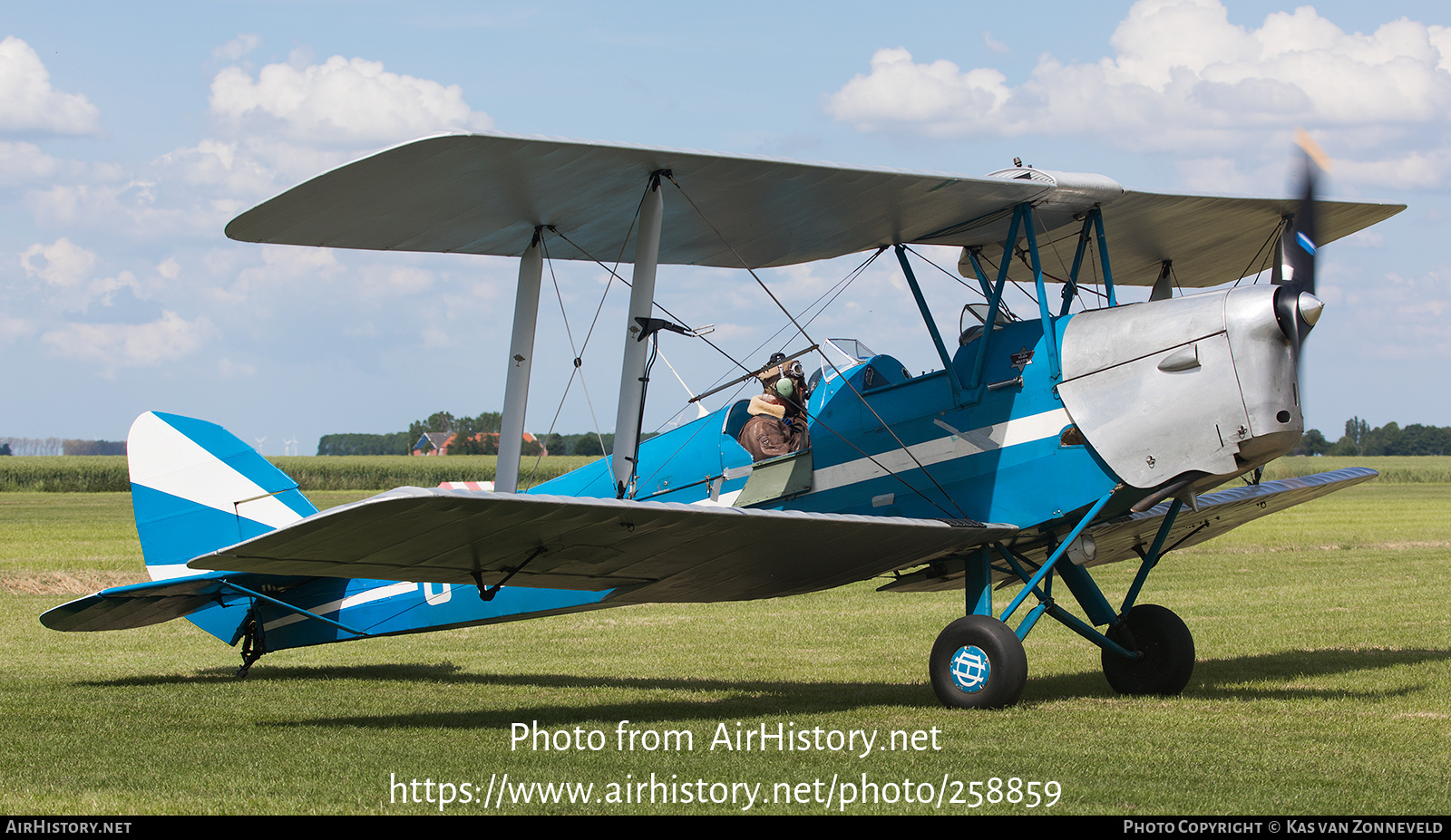 Aircraft Photo of G-AJHS | De Havilland D.H. 82A Tiger Moth II | AirHistory.net #258859