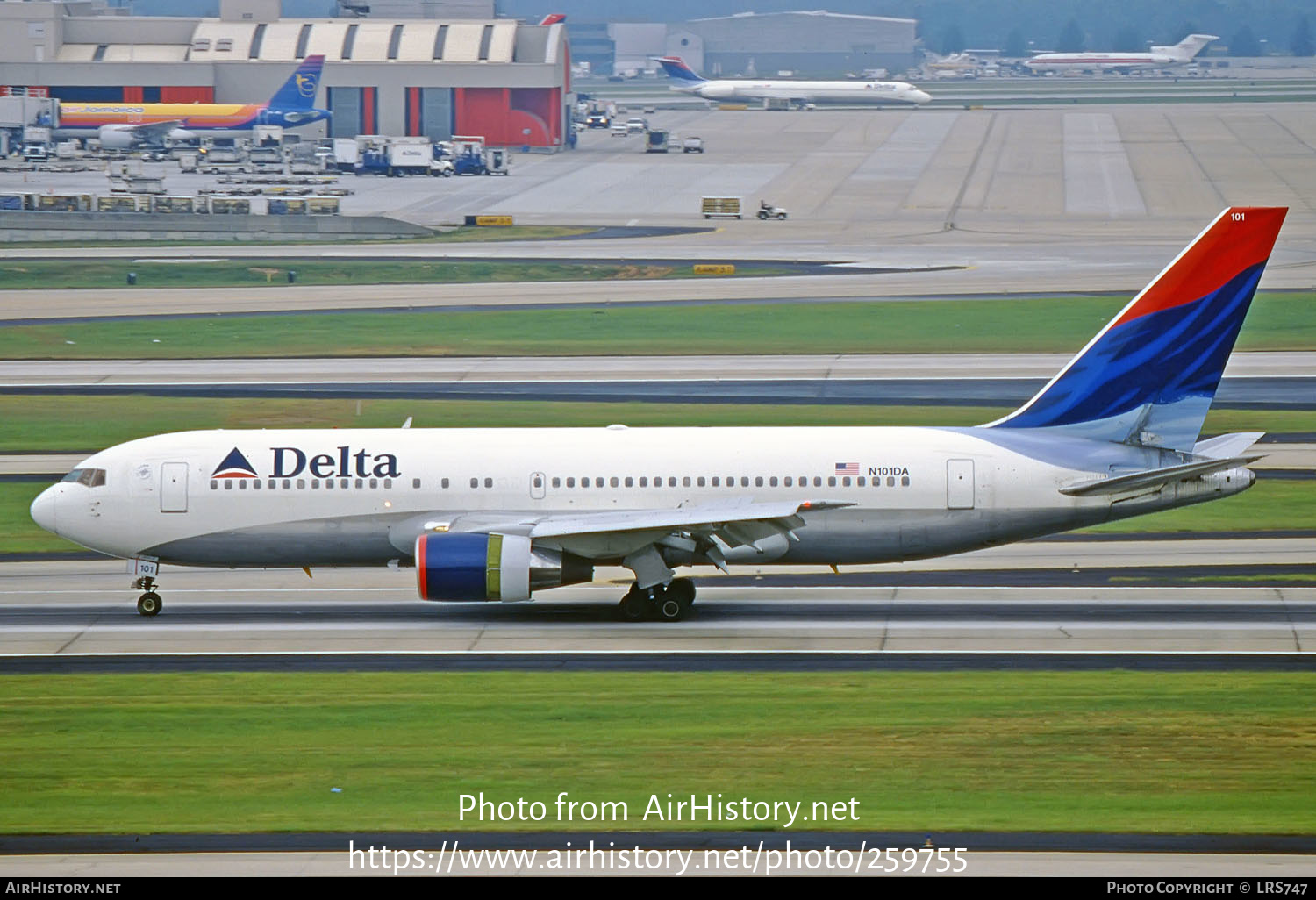 Aircraft Photo of N101DA | Boeing 767-232 | Delta Air Lines | AirHistory.net #259755