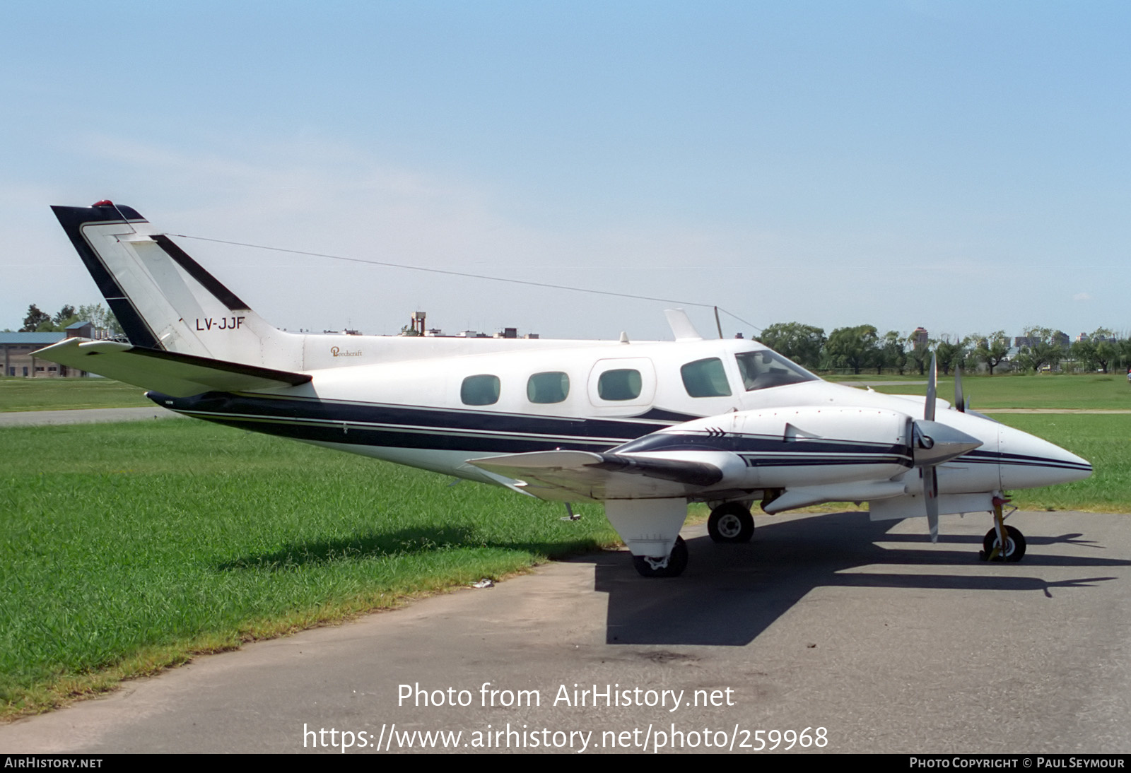 Aircraft Photo of LV-JJF | Beech 60 Duke | AirHistory.net #259968