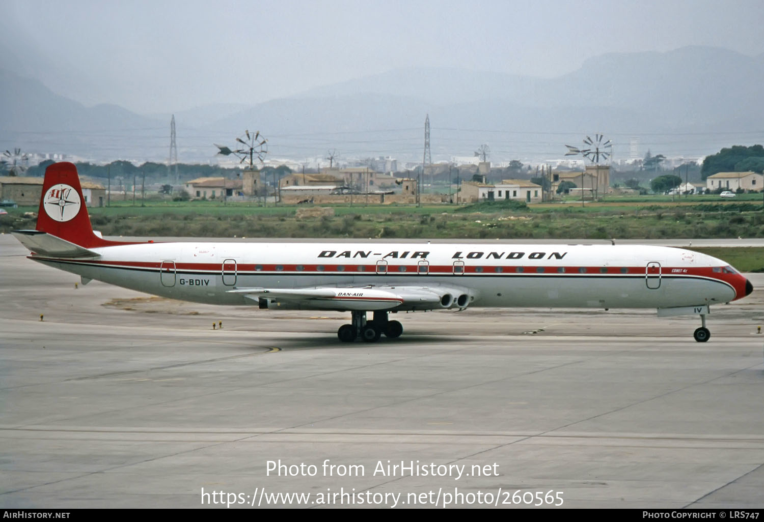 Aircraft Photo of G-BDIV | De Havilland D.H. 106 Comet C.4 | Dan-Air London | AirHistory.net #260565