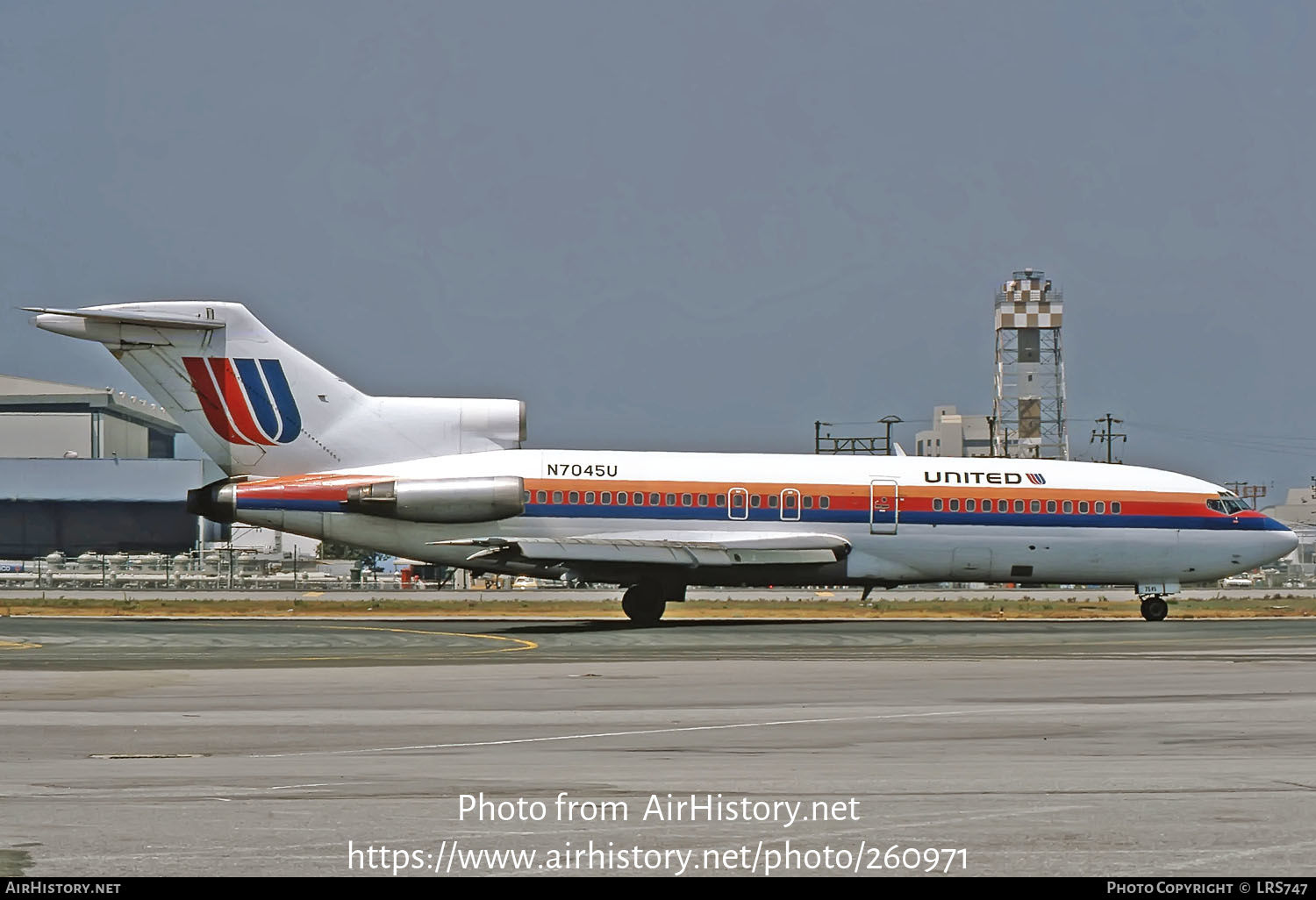 Aircraft Photo of N7045U | Boeing 727-22 | United Airlines | AirHistory.net #260971