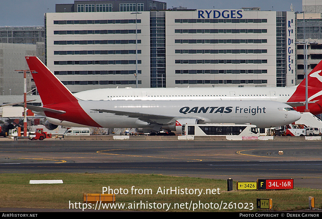 Aircraft Photo of VH-EFR | Boeing 767-381F | Qantas Freight | AirHistory.net #261023