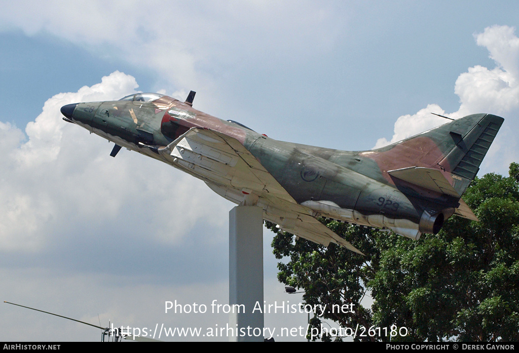 Aircraft Photo of 929 | Douglas A-4SU Skyhawk | Singapore - Air Force | AirHistory.net #261180