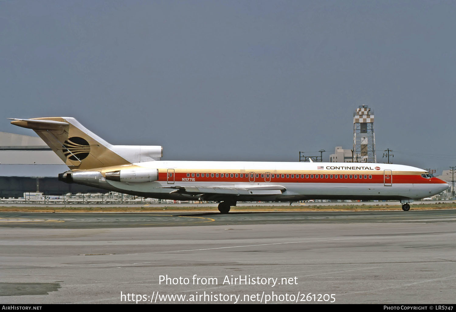 Aircraft Photo of N32716 | Boeing 727-224 | Continental Airlines | AirHistory.net #261205