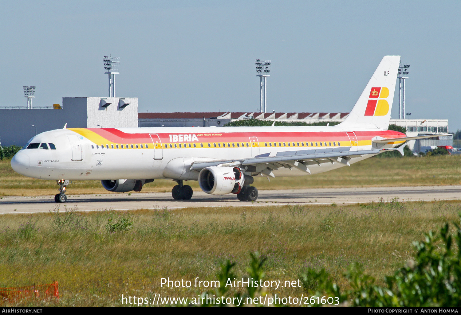 Aircraft Photo of EC-ILP | Airbus A321-213 | Iberia | AirHistory.net #261603