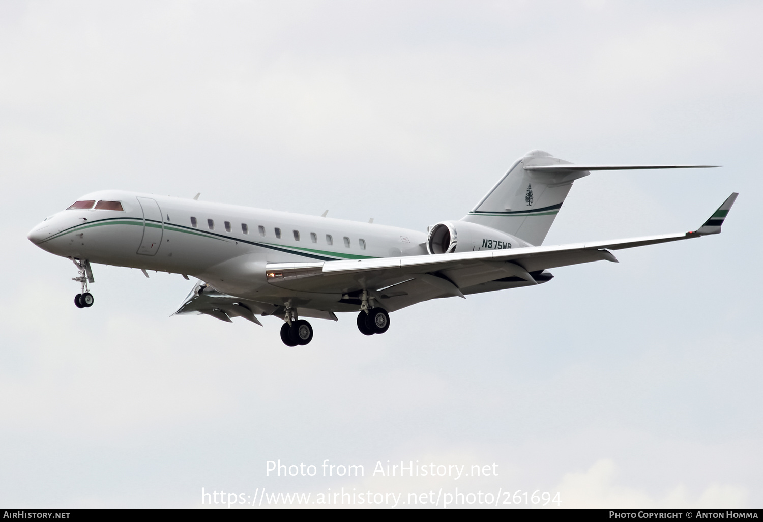 Aircraft Photo of N375WB | Bombardier Global 5000 (BD-700-1A11) | AirHistory.net #261694