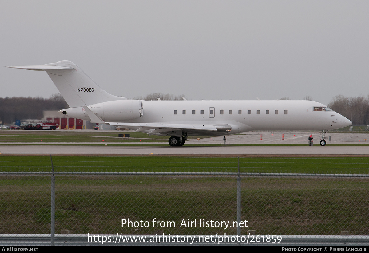 Aircraft Photo of N700BX | Bombardier Global Express (BD-700-1A10) | AirHistory.net #261859