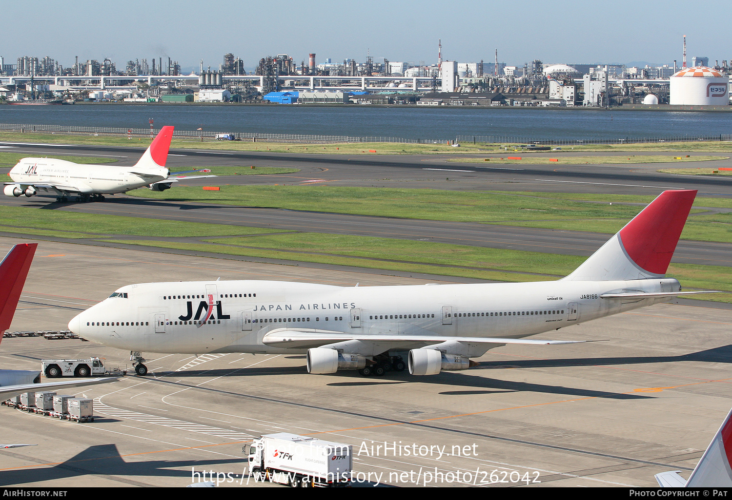 Aircraft Photo of JA8166 | Boeing 747-346 | Japan Airlines - JAL | AirHistory.net #262042