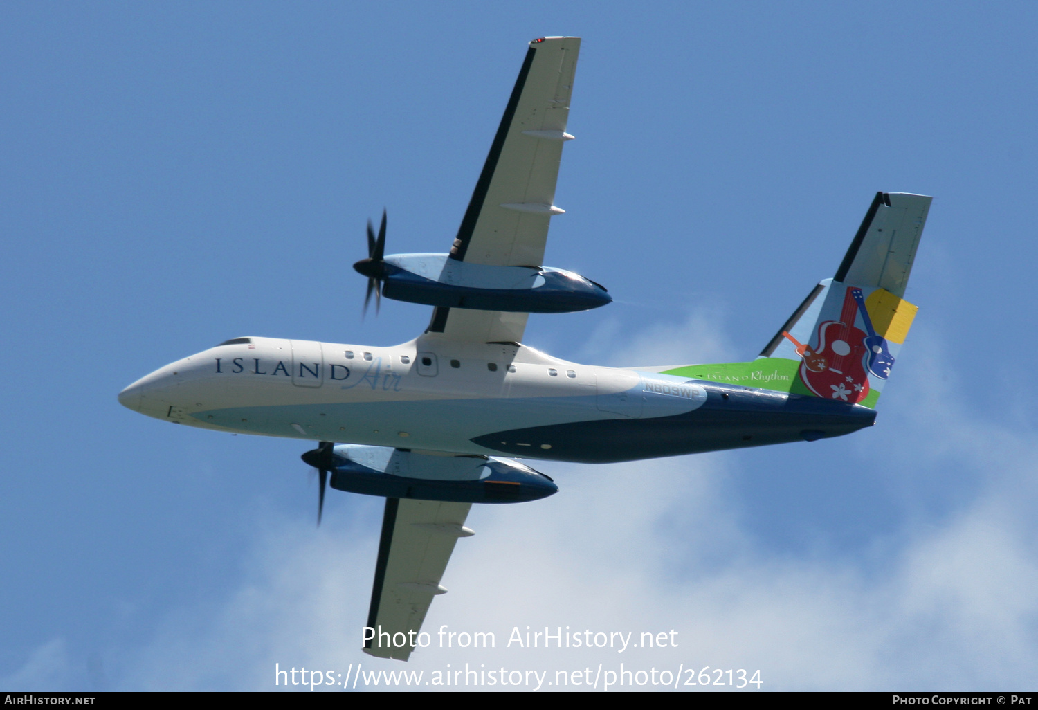 Aircraft Photo of N809WP | De Havilland Canada DHC-8-103 Dash 8 | Island Air | AirHistory.net #262134