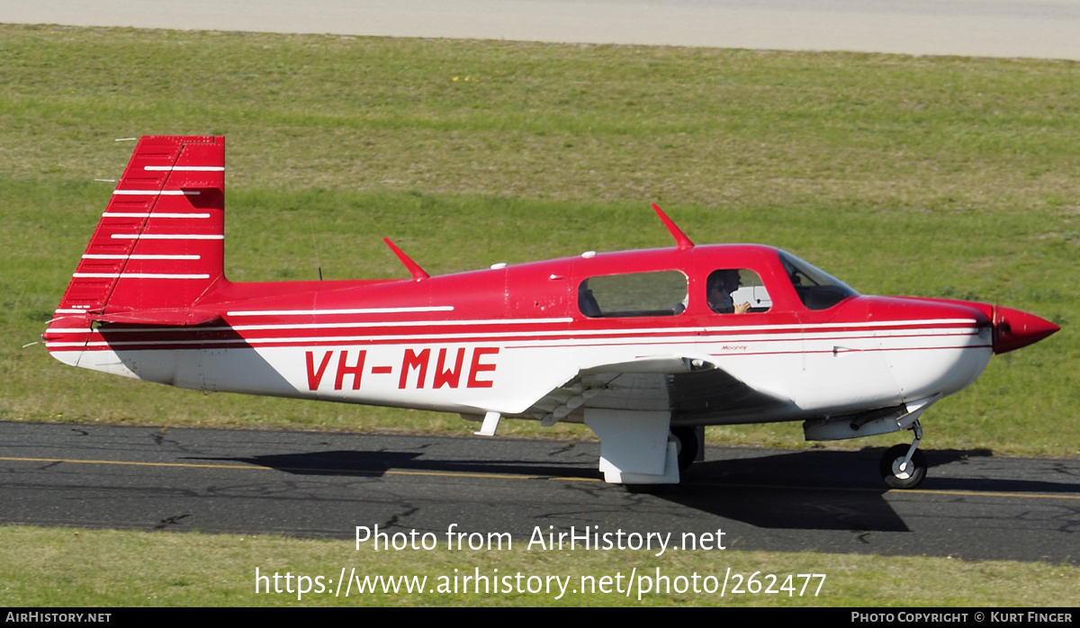 Aircraft Photo of VH-MWE | Mooney M-20J | AirHistory.net #262477