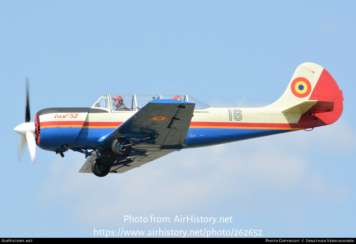 Aircraft Photo of 16 | Yakovlev Yak-52 | Romania - Air Force | AirHistory.net #262652