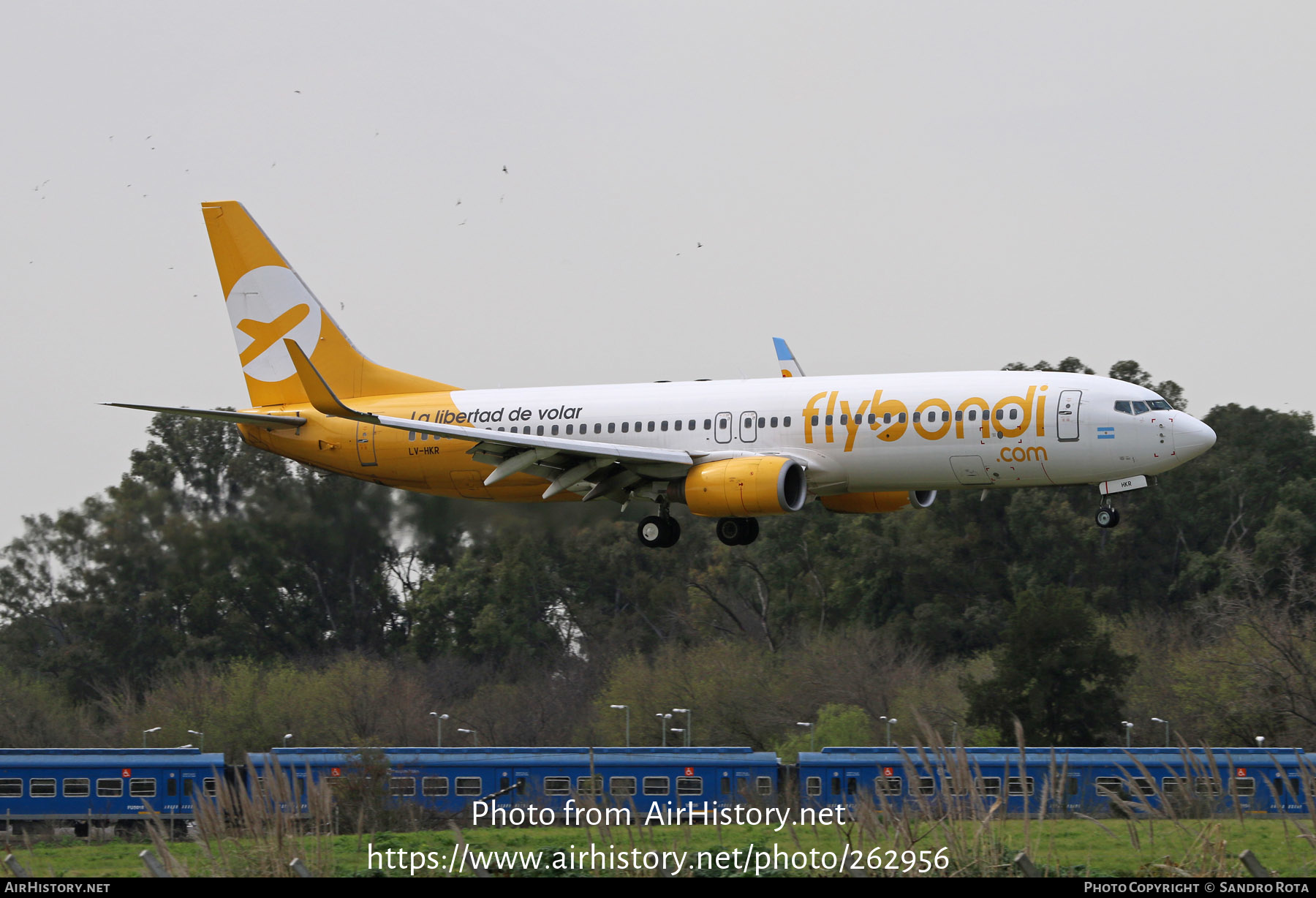 Aircraft Photo of LV-HKR | Boeing 737-83N | FlyBondi | AirHistory.net #262956