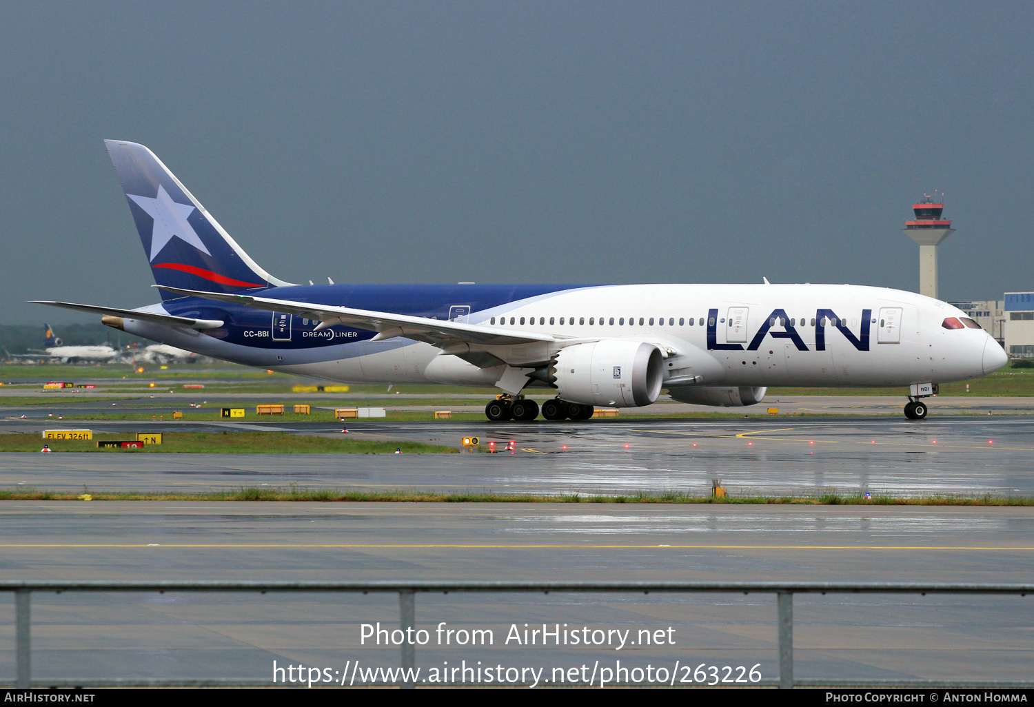 Aircraft Photo of CC-BBI | Boeing 787-8 Dreamliner | LAN Airlines - Línea Aérea Nacional | AirHistory.net #263226