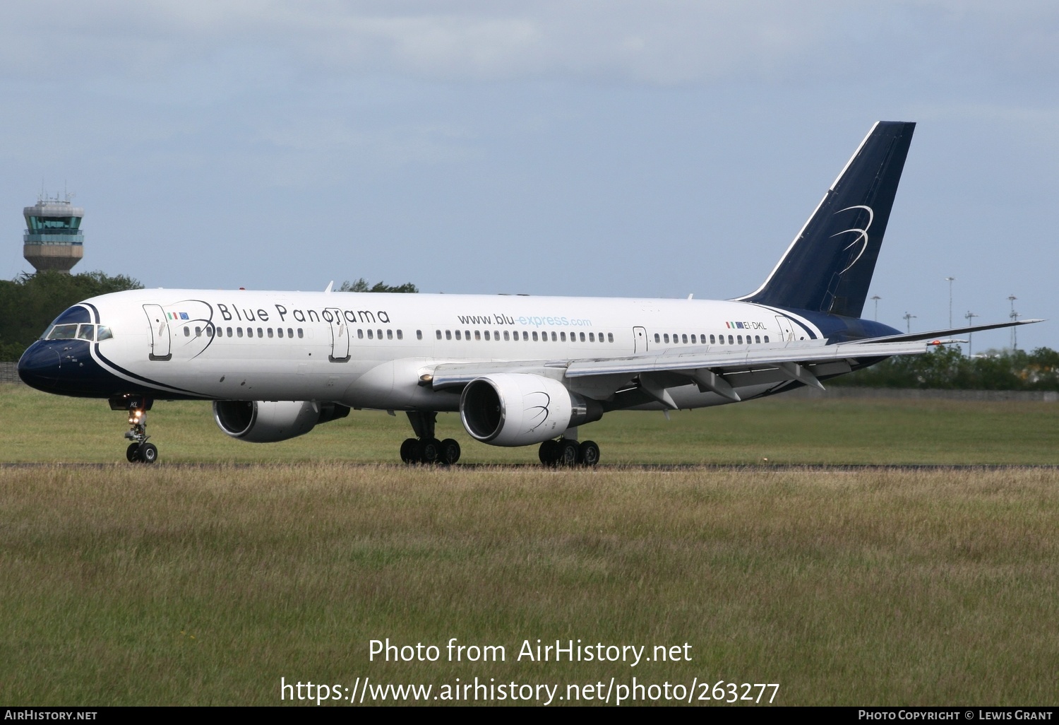 Aircraft Photo of EI-DKL | Boeing 757-231 | Blue Panorama Airlines | AirHistory.net #263277