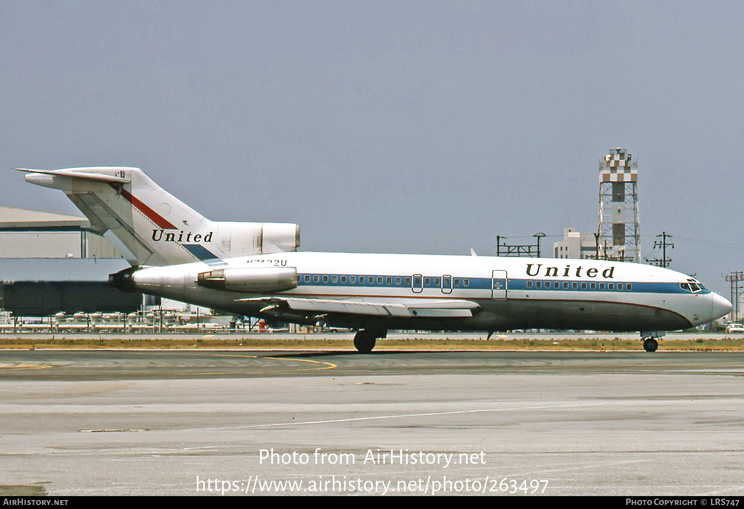 Aircraft Photo of N7432U | Boeing 727-22C | United Airlines | AirHistory.net #263497