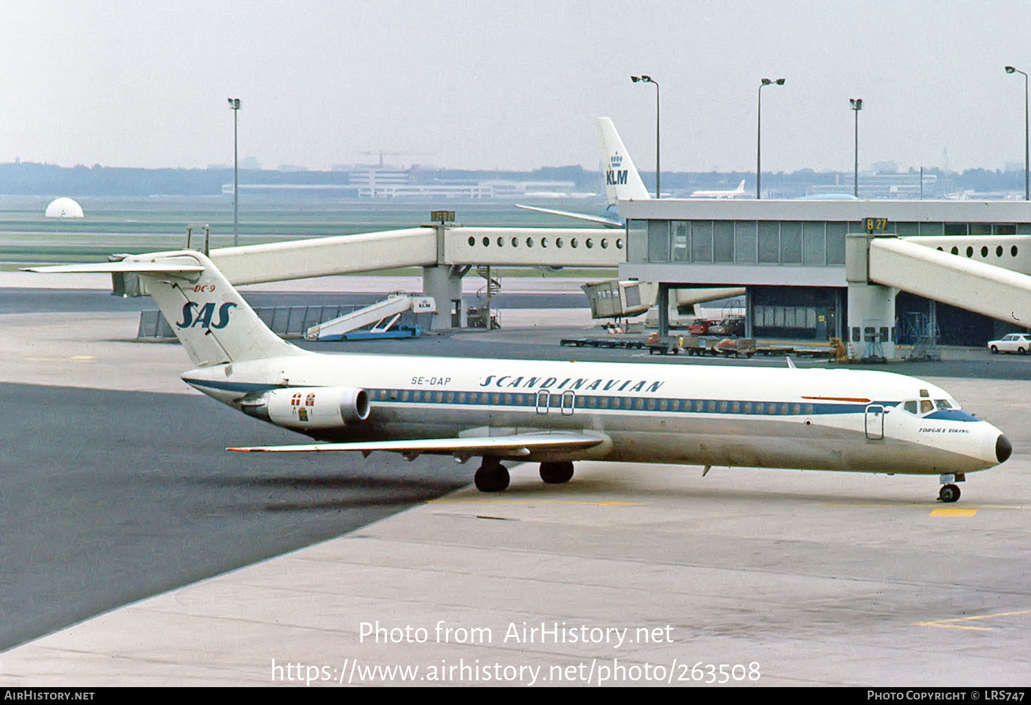 Aircraft Photo of SE-DAP | McDonnell Douglas DC-9-41 | Scandinavian Airlines - SAS | AirHistory.net #263508