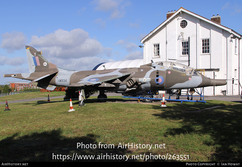 Aircraft Photo of XW934 | Hawker Siddeley Harrier T4 | UK - Air Force | AirHistory.net #263551