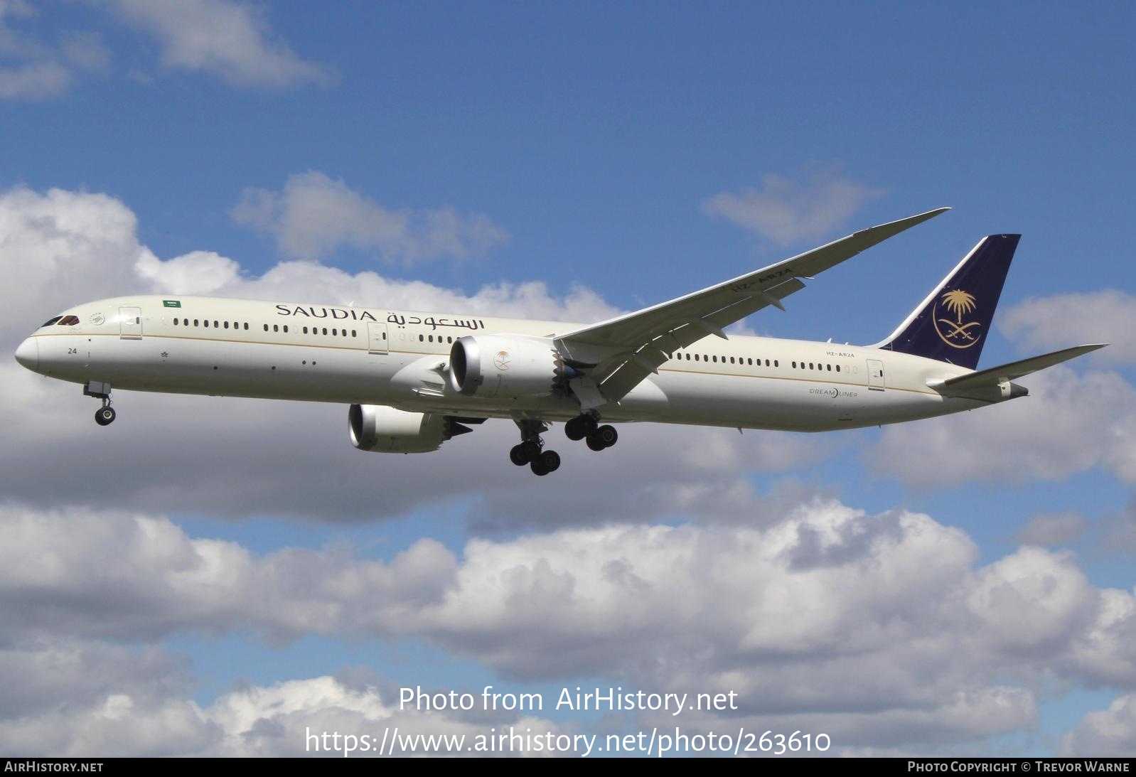 Aircraft Photo of HZ-AR24 | Boeing 787-10 Dreamliner | Saudia - Saudi Arabian Airlines | AirHistory.net #263610