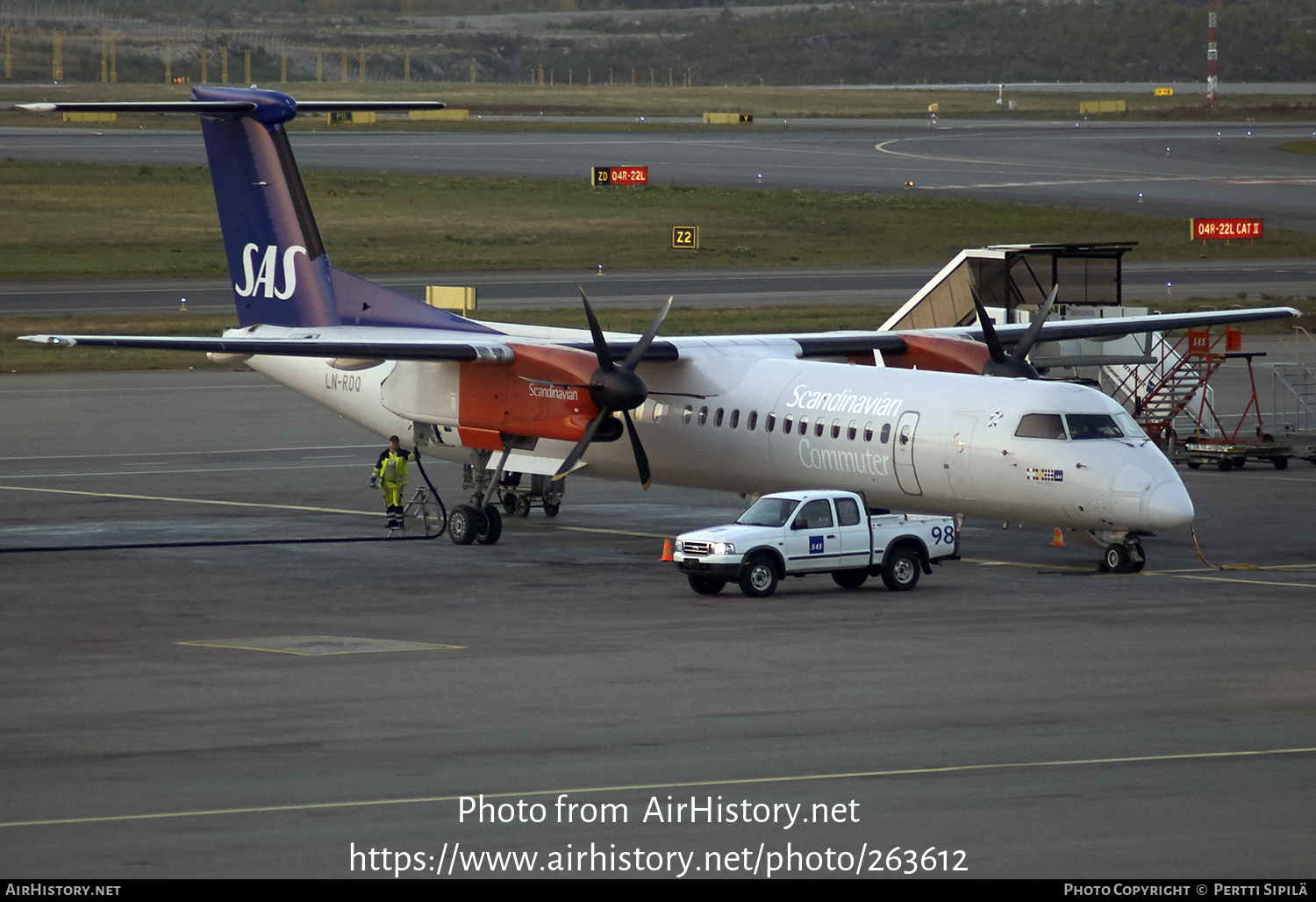 Aircraft Photo of LN-RDQ | Bombardier DHC-8-402 Dash 8 | Scandinavian Commuter - SAS | AirHistory.net #263612