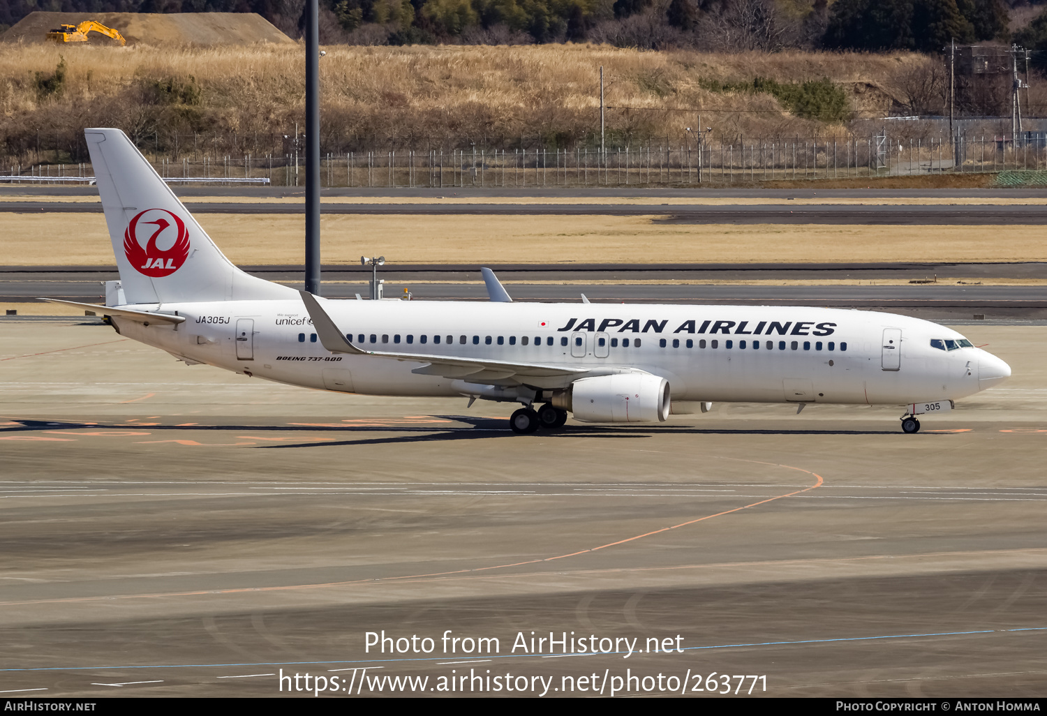 Aircraft Photo of JA305J | Boeing 737-846 | Japan Airlines - JAL | AirHistory.net #263771